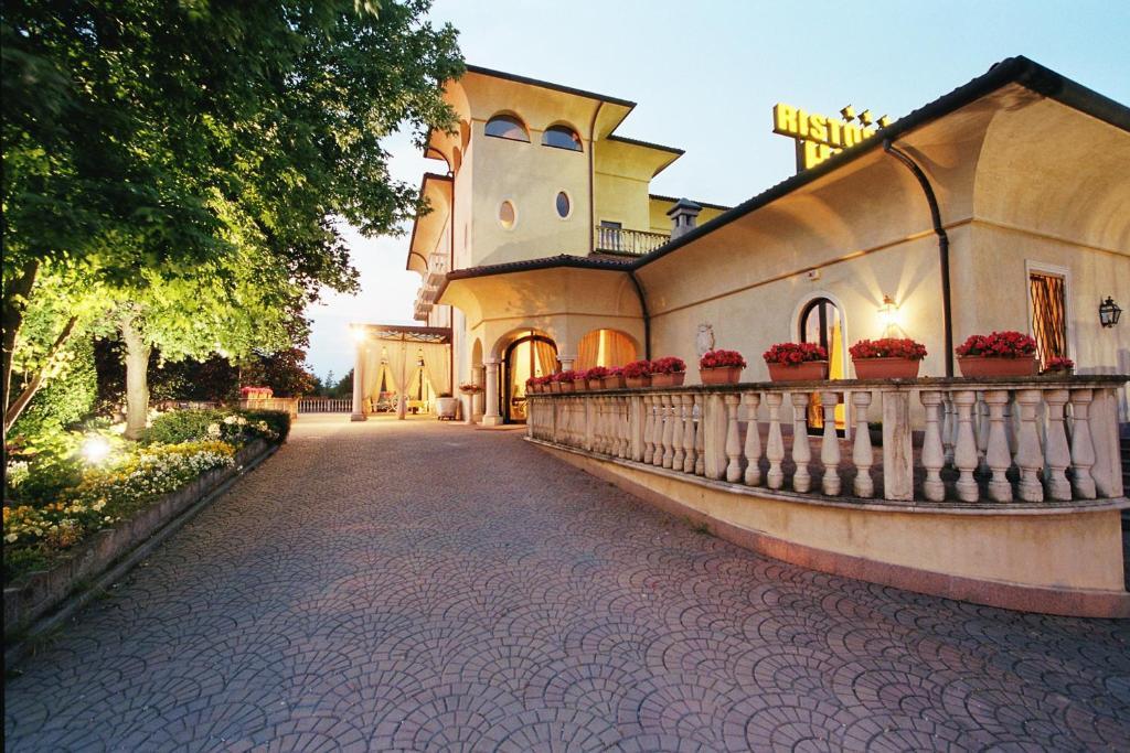 Villa Belvedere 1849 Misano di Gera d'Adda Ngoại thất bức ảnh